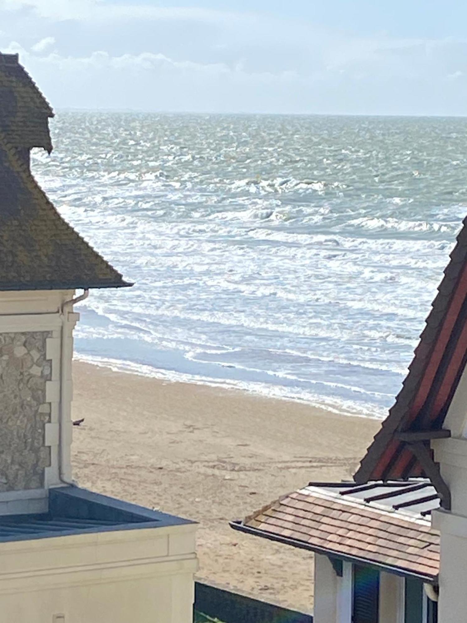 Beau Studio Au Bord De La Mer Blonville-sur-Mer Exteriér fotografie